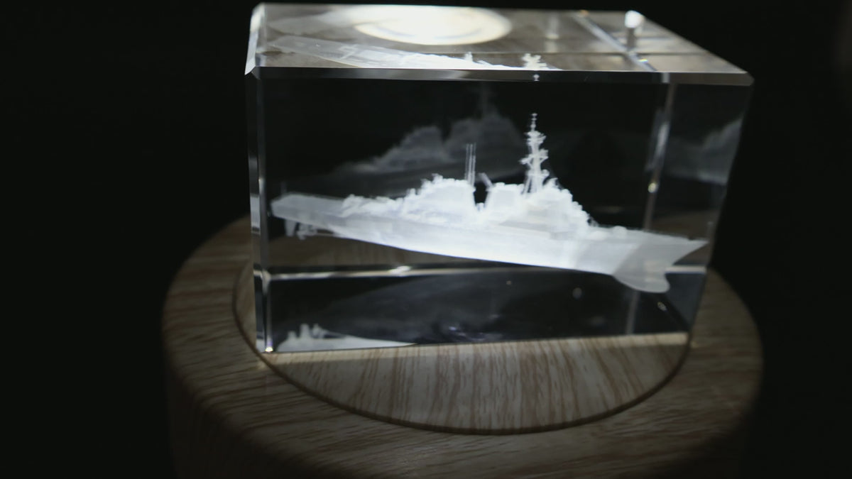 Arleigh Burke-class destroyer crystal — close-up detail