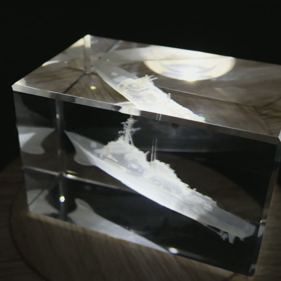 Arleigh Burke-class destroyer crystal — overhead view