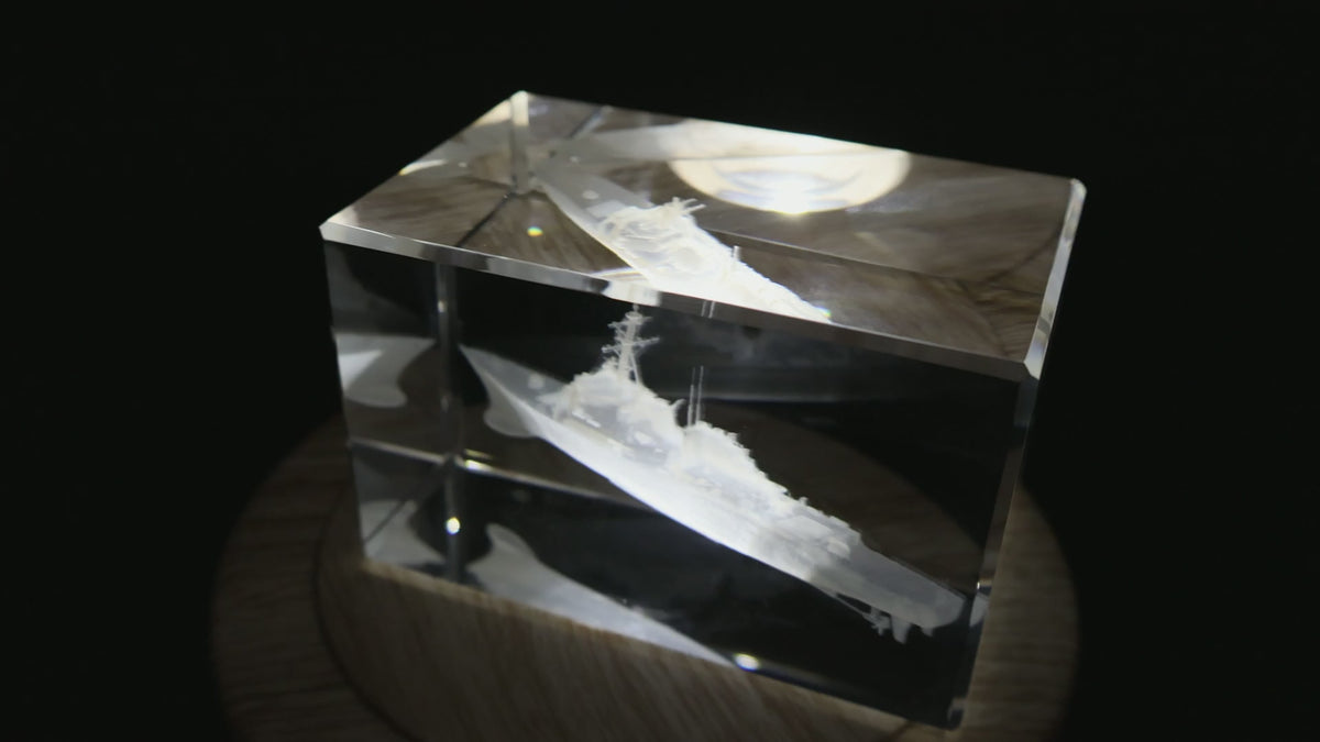 Arleigh Burke-class destroyer crystal — overhead view