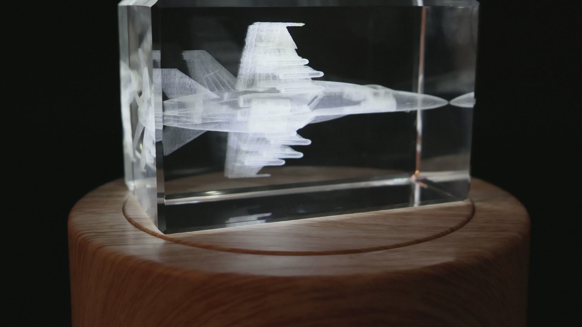 F/A-18 crystal — reverse angle detail